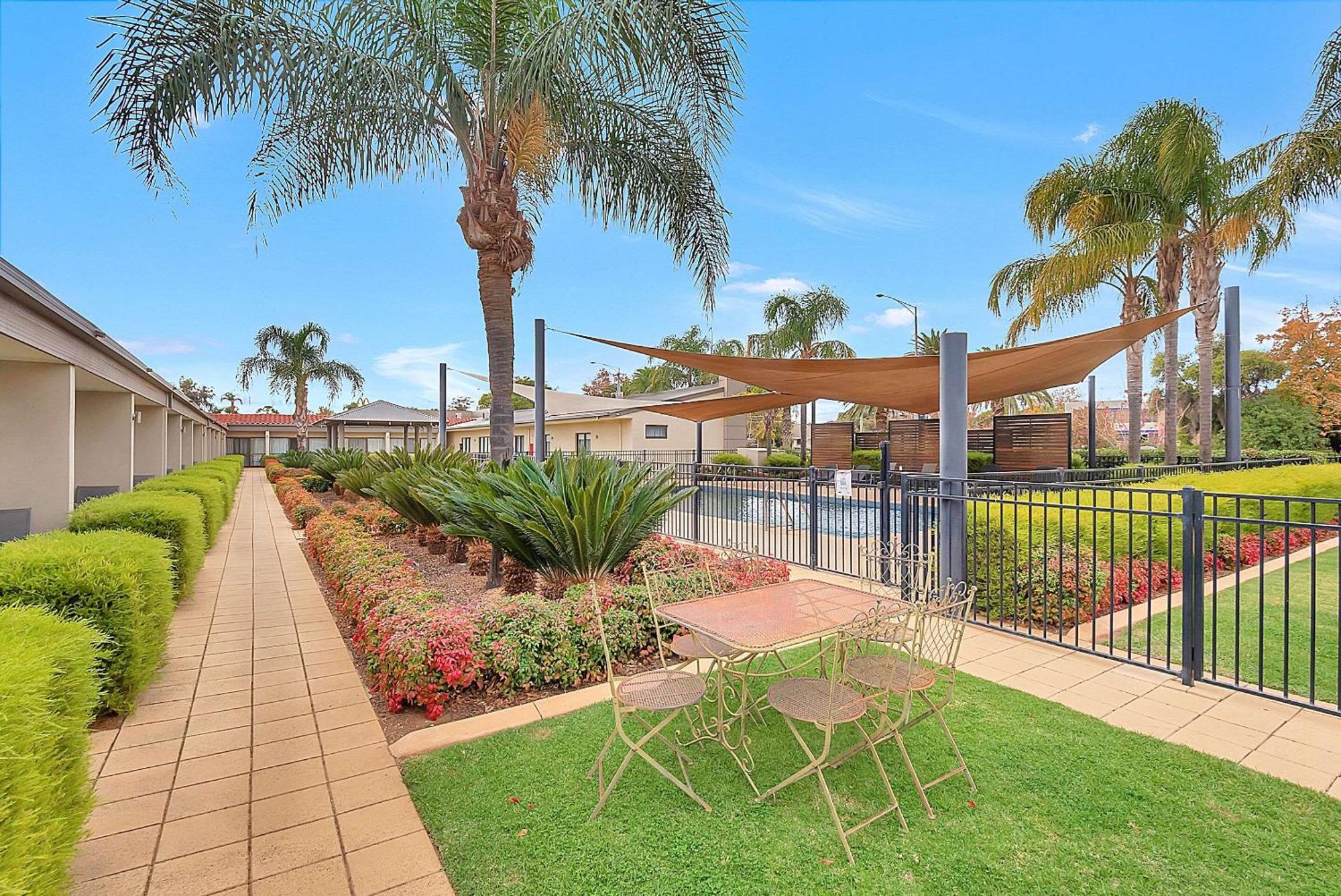 Comfort Inn Deakin Palms Mildura Exterior foto